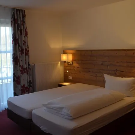 Zum Goldenen Mann Hotel 3*