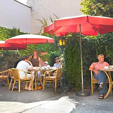 Zum Goldenen Mann 3* راستات
